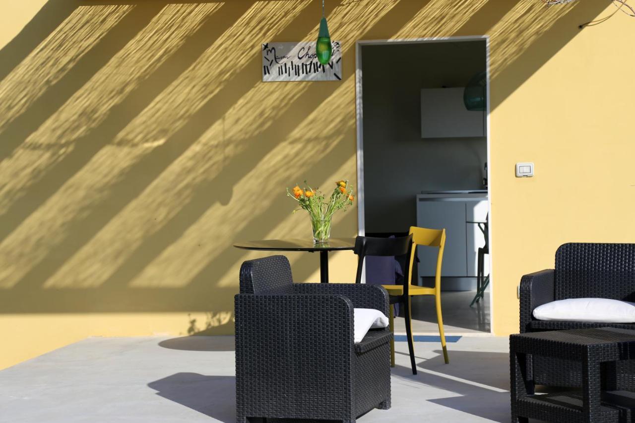 Maison Chopin & Brahms Haus 维耶斯泰 外观 照片